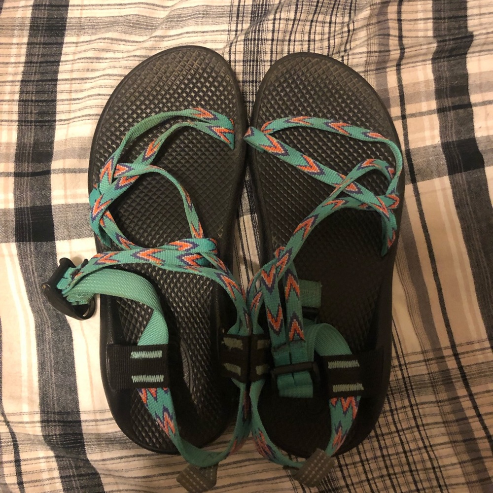 Chacos!